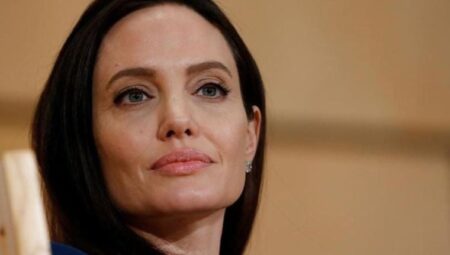 Angelina Jolie, İran’da ‘Mahsa Amini’ protestolarında öldürülen çocukların fotoğraflarını paylaştı