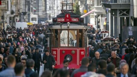 TÜİK: Türkiye’nin nüfusu 2022’de 85.3 milyon kişi oldu