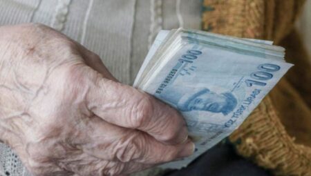 En düşük maaşa yapılan düzeltme emekliler arasında eşitsizlik olarak yorumlandı