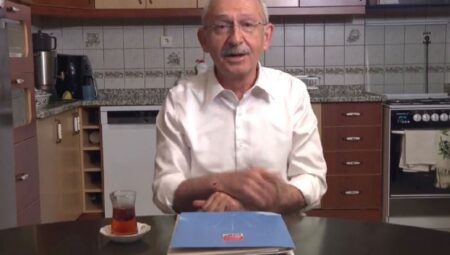Kemal Kılıçdaroğlu’nun taktığı Marteniçka bilekliği nedir? Marteniçka bilekliği ne anlama eliyor?